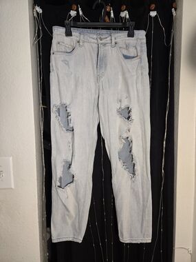 wild fable Light Wash Distressed Boyfriend Jeans